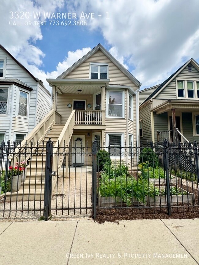 Primary Photo - 3320 W Warner Ave