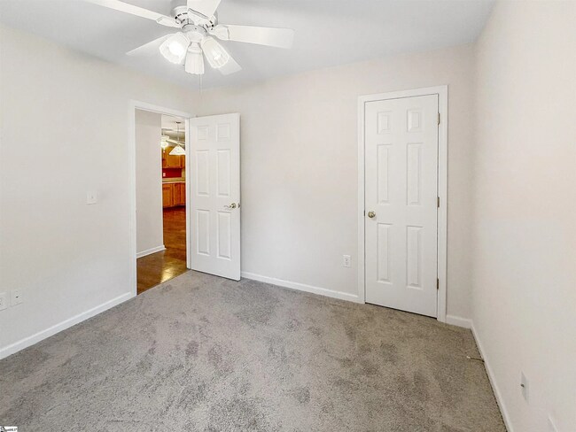 Building Photo - 531 Glenlea Ln