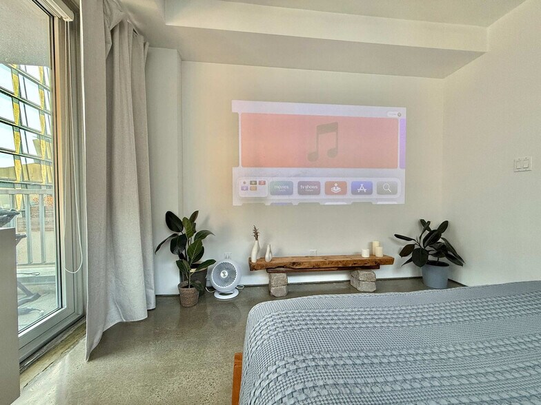 Building Photo - 263 Bowery-SI ID1503013P