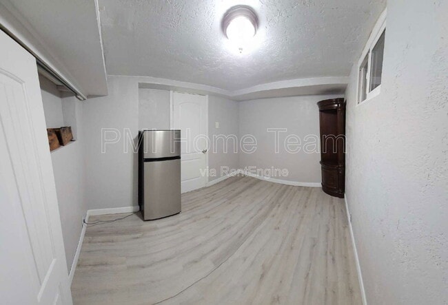 Building Photo - 168 Ross Dr