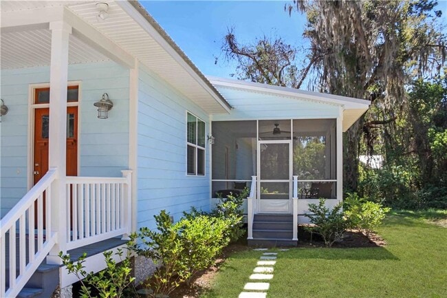 Building Photo - 905 Wayne St