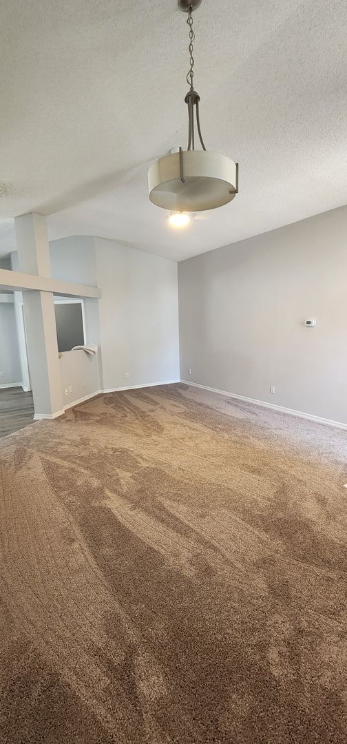 Building Photo - Single Family Home