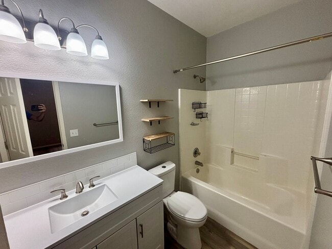 Building Photo - Wonderful 3 Bed 2 Bath Home in Norman