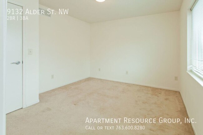 Building Photo - 9132 Alder St NW