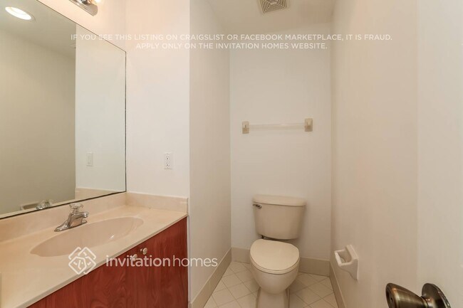 Building Photo - 8739 San Andros