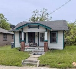 Building Photo - 3719 Meadow St