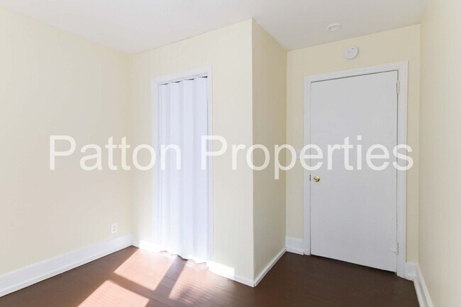 Building Photo - Roosevelt Village Vicinity / Broad River H...
