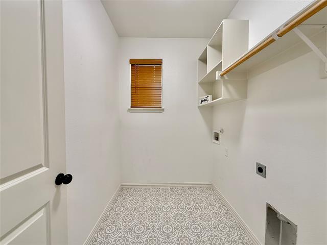 Building Photo - 5609 San Jacinto Dr