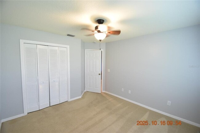 Building Photo - 2712 Falling Leaves Dr