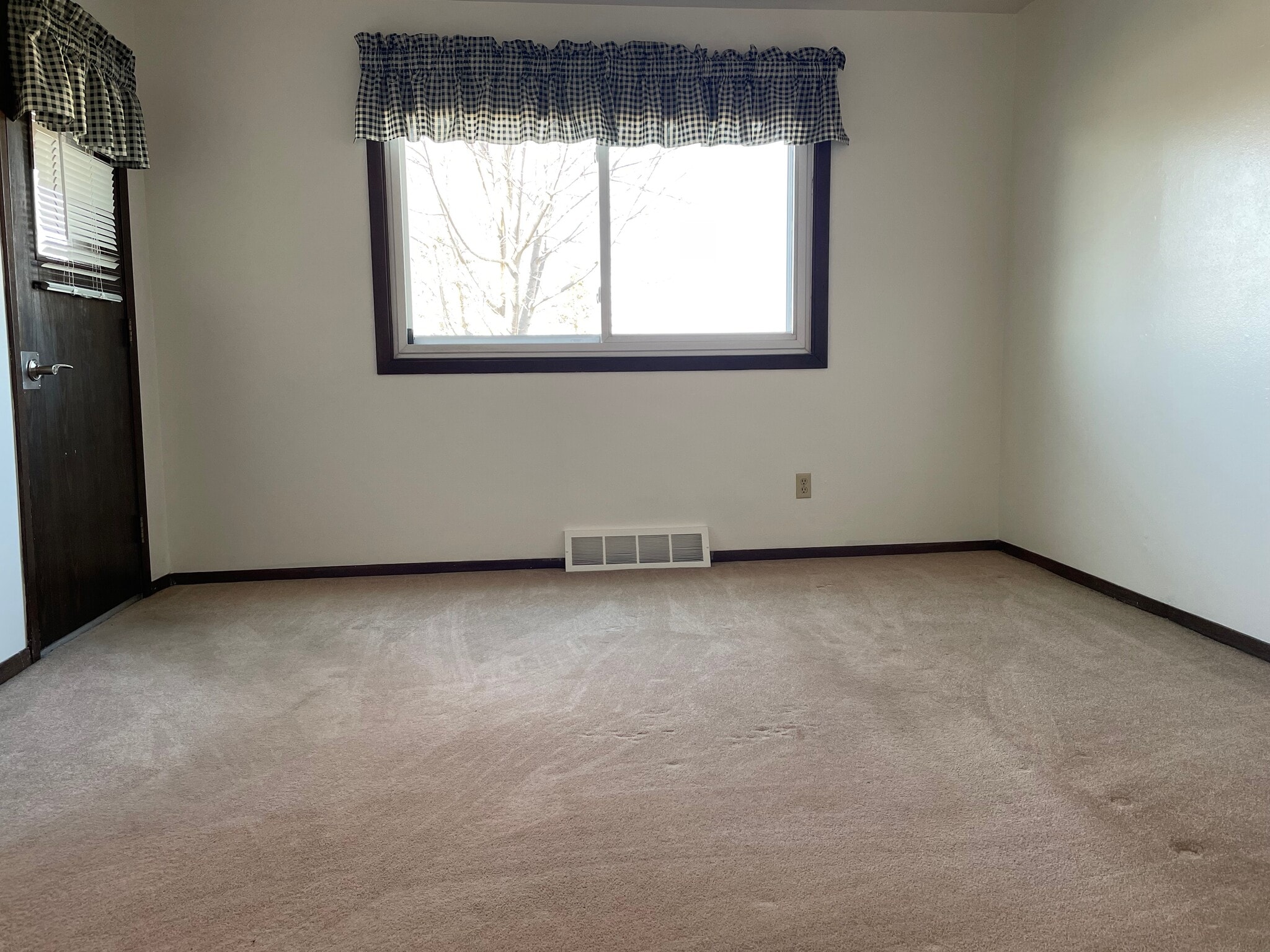 Family Room - N5385 Co Rd V