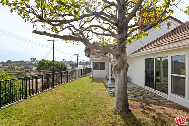Building Photo - 8375 Zitola Terrace