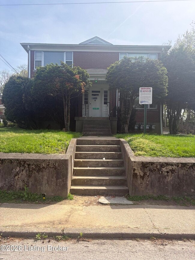 Building Photo - 218 W Florence Ave