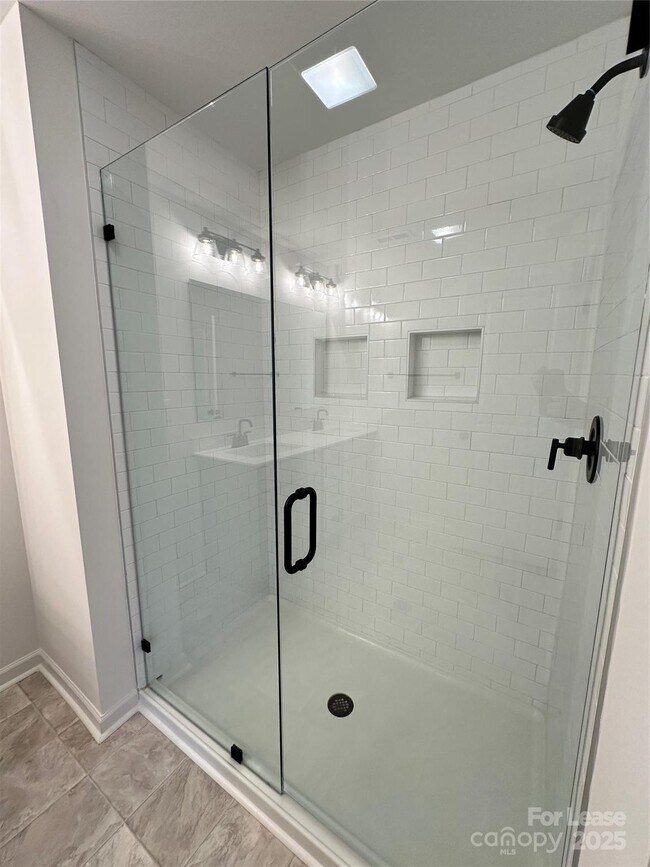 Building Photo - 11026 Pagebrook Ln