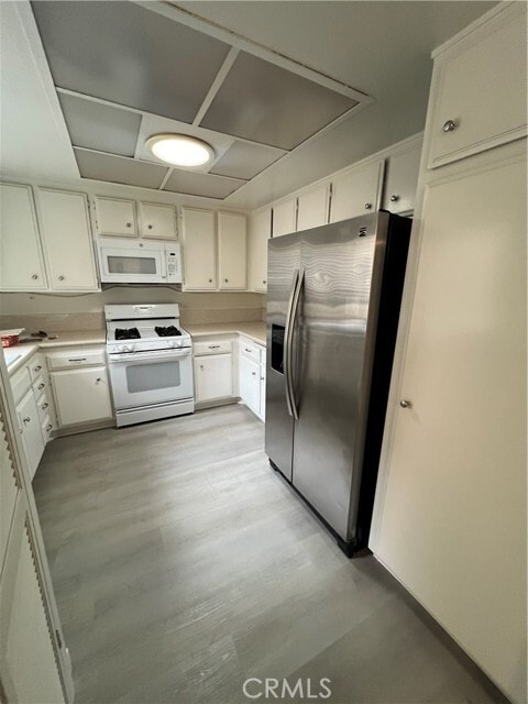 Building Photo - 15933 Alta Vista Dr