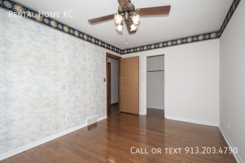 Building Photo - 9151 Somerset Dr
