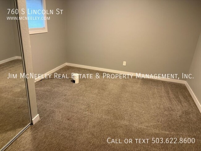 Building Photo - 760 S Lincoln St