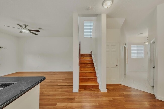 Building Photo - 2724 Treasure Cove Cir
