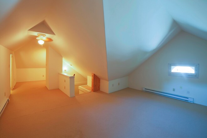Finished Attic with Bath - 1849 Saint Clair Ave