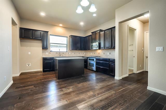 Building Photo - 12372 Payne St