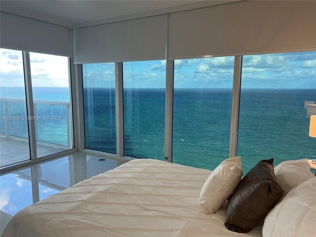 Building Photo - 1830 S Ocean Dr