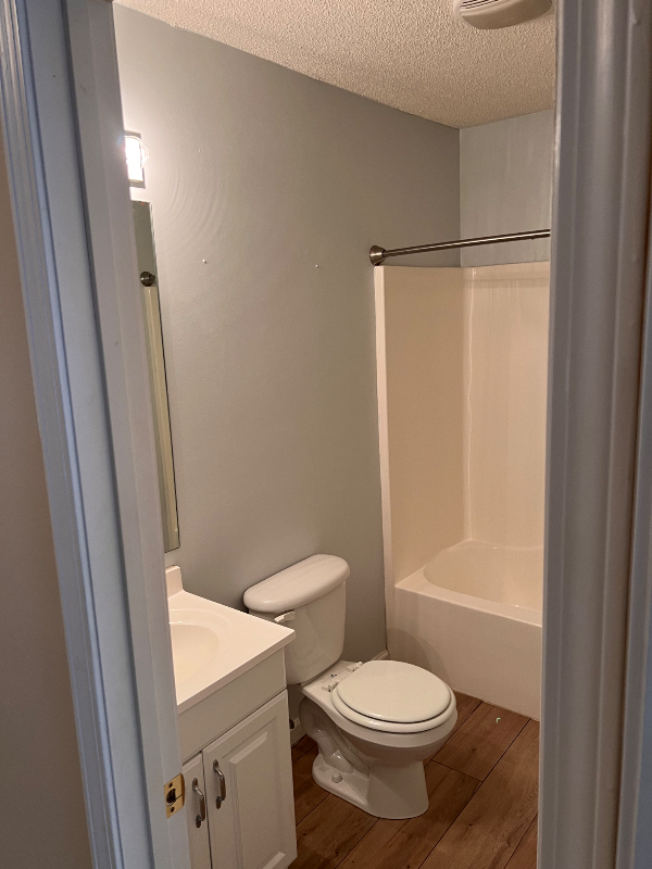 Building Photo - 44 Tulip Grove Cir