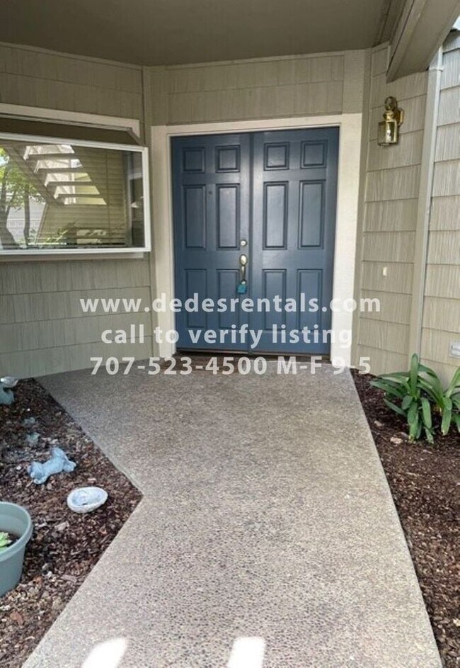 Building Photo - 2038 Stonefield Ln