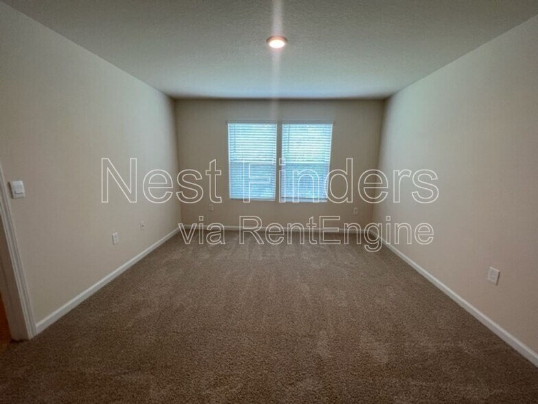 Building Photo - 268 Pasadena Dr