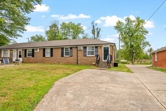 Building Photo - 110 Tandy Dr