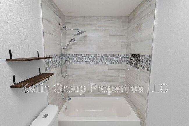 Building Photo - 3284 Sanoma Dr