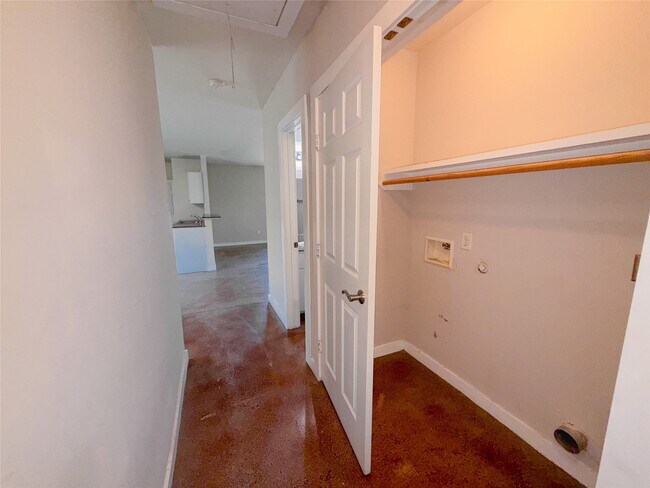 Building Photo - 1218 Goodnight Trail