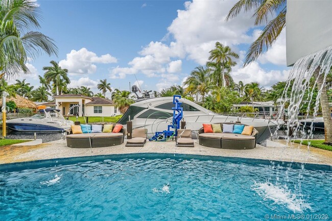 Building Photo - 2612 Key Largo Ln