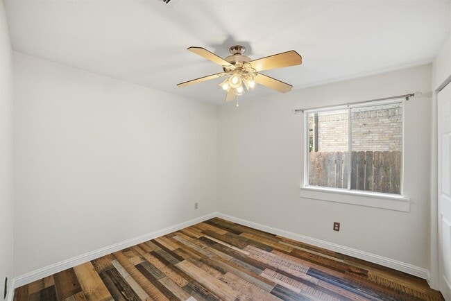 Building Photo - 700 Horizon Trail