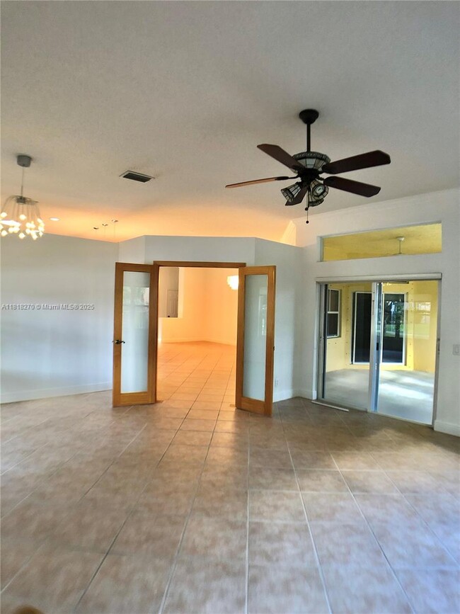 Building Photo - 1138 Croton Ct
