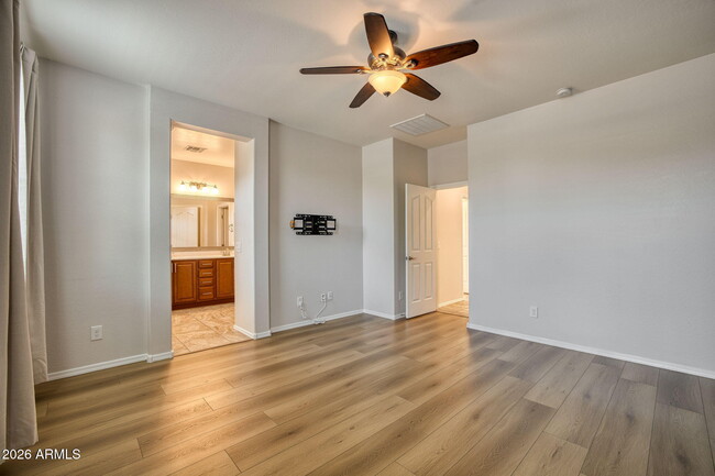Building Photo - 9937 W Andrea Dr