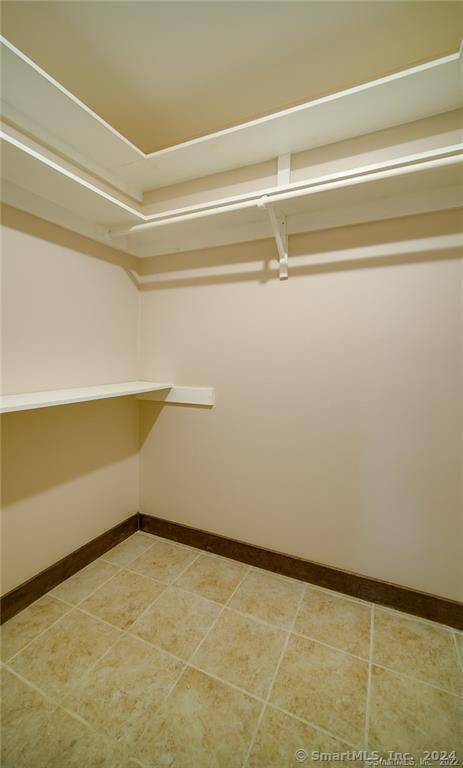 Building Photo - 333 Vincelette St