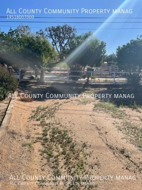 Building Photo - 16285 Capella St