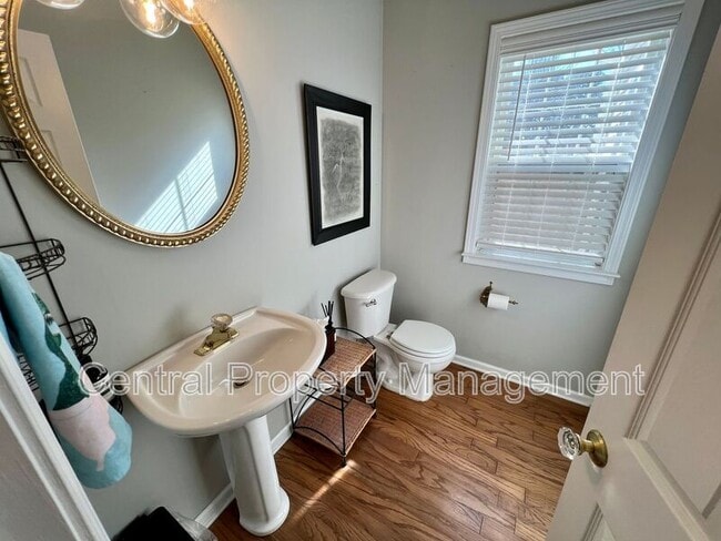 Building Photo - 3 Blanton Ln