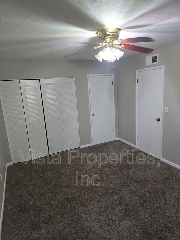 Building Photo - 1603 Gagel Ave