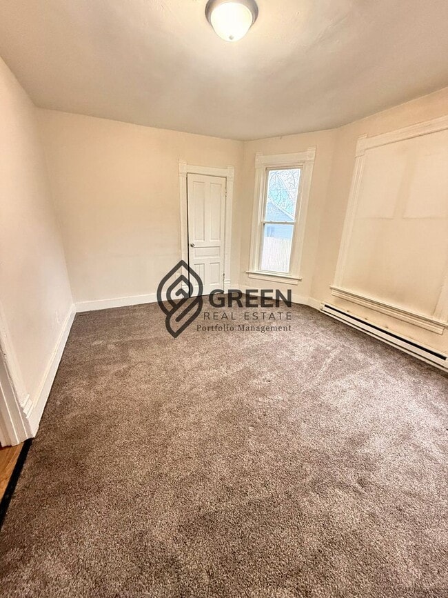 Building Photo - 464 S Harrison Ave