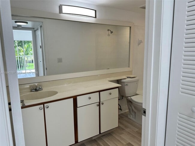 Building Photo - 5760 Rock Island Rd