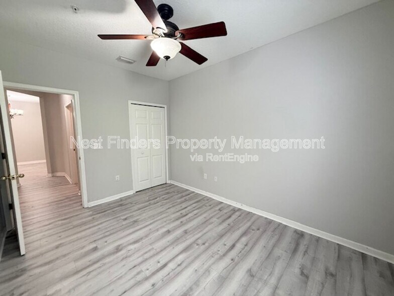Building Photo - 8235 Lobster Bay Ct