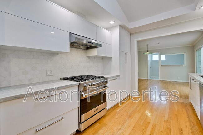 Building Photo - 1630 Alison Ave