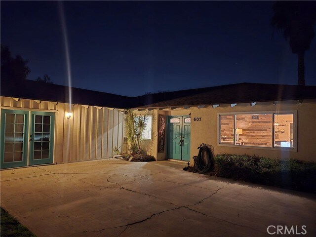 Building Photo - 607 Sixth St