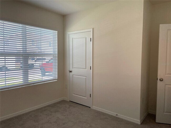 Building Photo - 5535 Hollingworth Trl