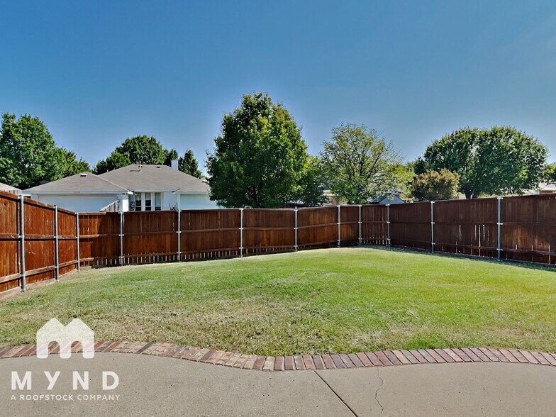 Building Photo - 5505 Stonemoss Dr