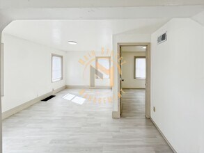 Building Photo - 354 Nicolet Blvd