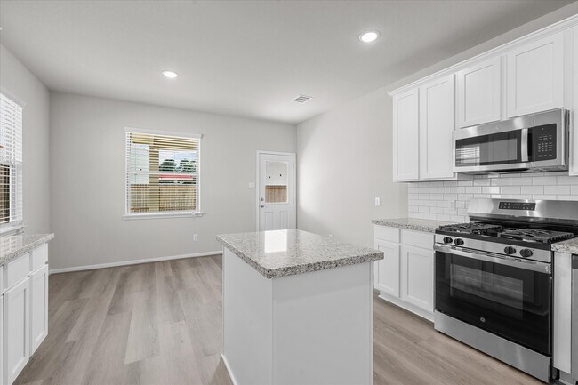 Building Photo - 23011 Birmingham Grv Ln