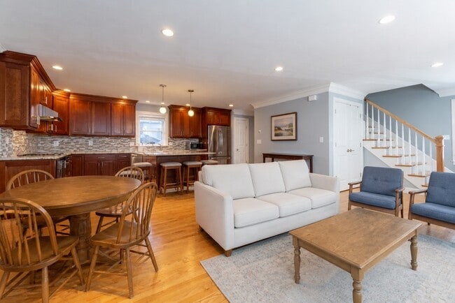 Building Photo - 233 Grove St