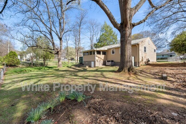 Building Photo - 505 Butler Ct