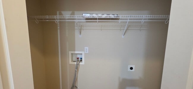 Building Photo - 1404 Medley Loop